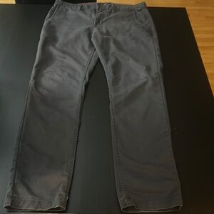 Vans authentic chino pants. Men’s. 34.